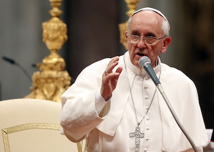 Le pape demande aux gynécologues catholiques de défendre "la vie" dans les hôpitaux Pope-Francis-24613
