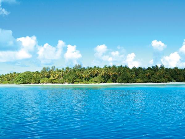Islands of the Maldives 12