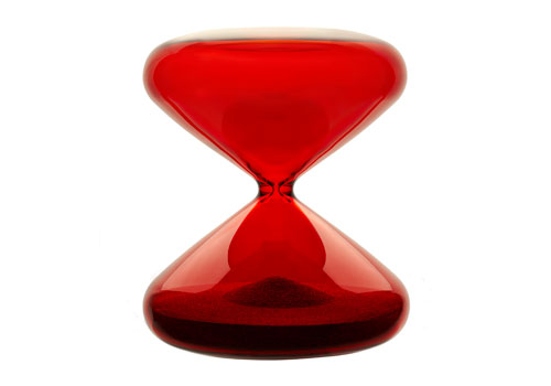 Joli sablier... IKEPOD_Red_Hourglass_Hot_Red_Marc_Newson_Full_Body_Dandy_Gadget_Timepiece