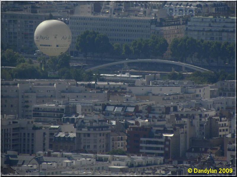 Discution sur l'etoile 025%20Ballon%20du%20Parc%20Andr%C3%A9%20Citroen%202