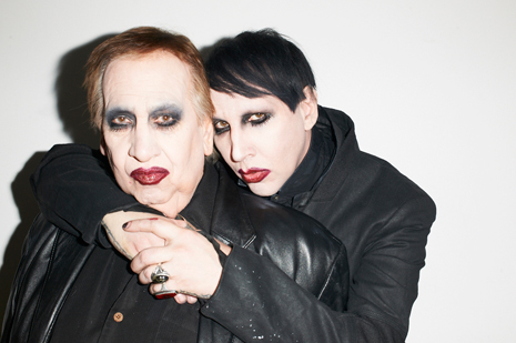 Marilyn ⚡️ Manson (el tópic del Reverendo) - Página 3 Marilyn-Manson-and-dad-makeup