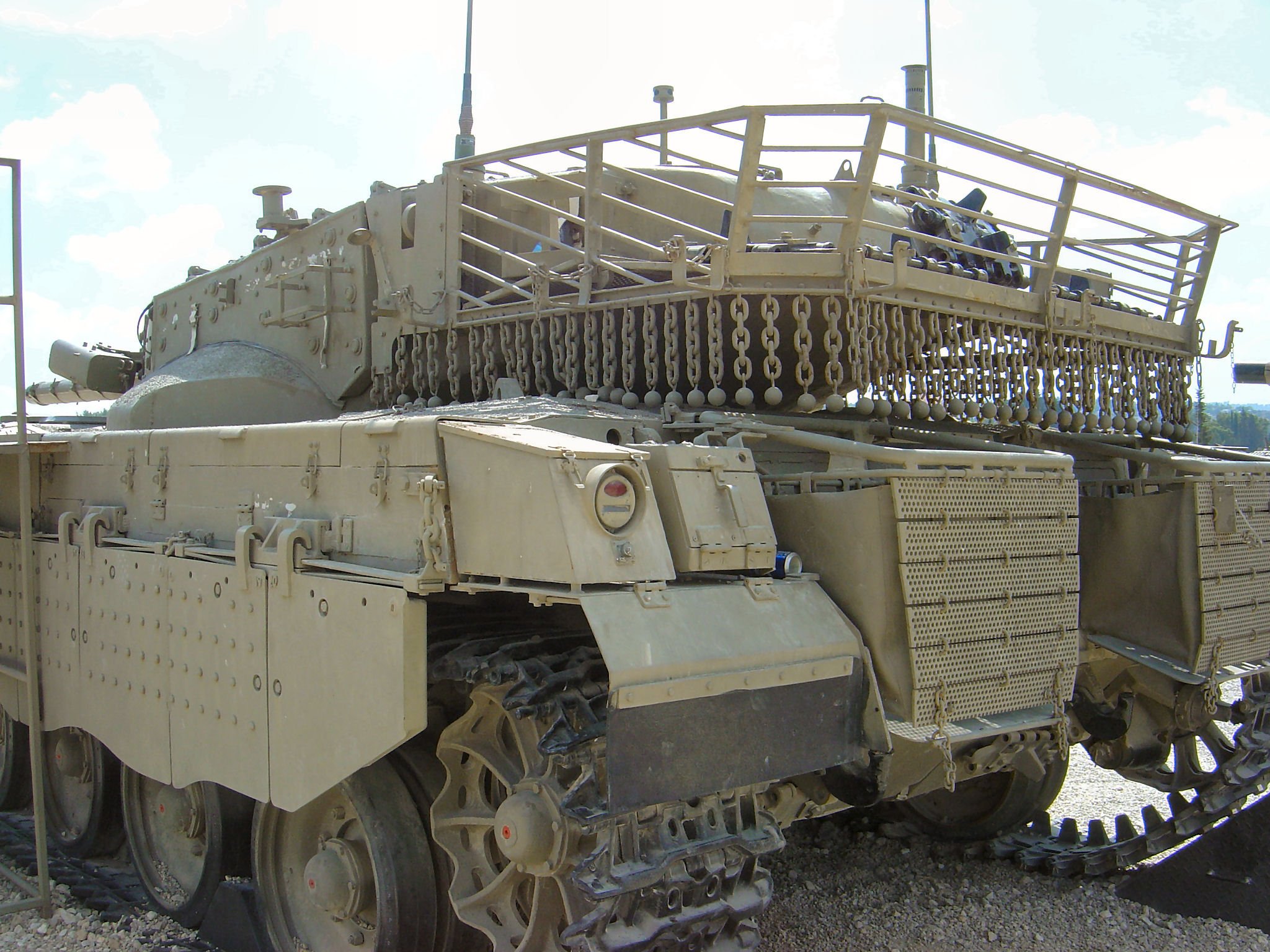 Armée Israélienne Merkava_mkii_07_of_21