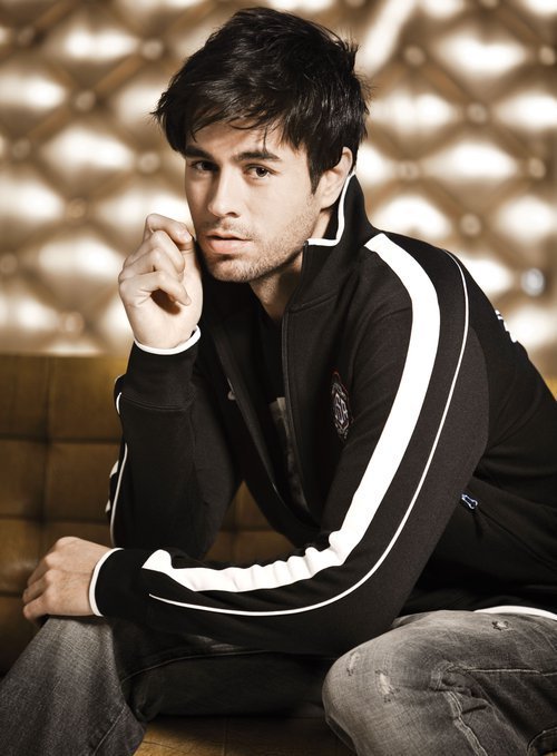 صور Enrique Iglesias 282456_248855158466052_247975925220642_1021962_5778478_n_large