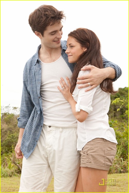 dward and Bella best pictures.... -  4 Breaking-dawn-new-stills-04_large