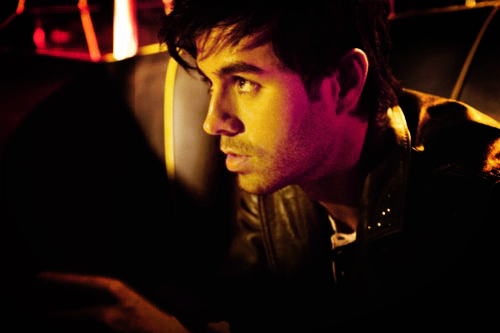 صور Enrique Iglesias Tumblr_lnjne62QPN1qhohc1o1_500_large