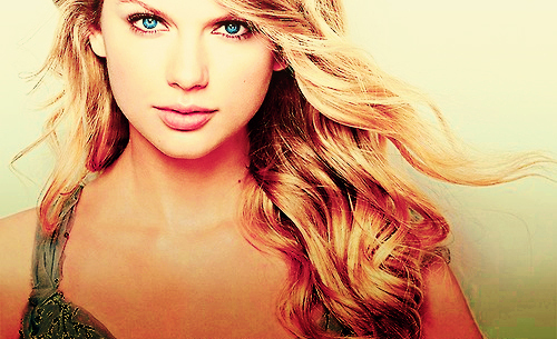 Psdli Resim Köşem#-Demim-Selena-Ashley Benson Geldi. - Sayfa 3 Tumblr_lq6hwe5OnV1qd2xvpo1_500_large