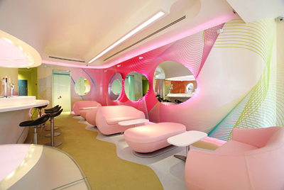 Mini Bar das ZBZ Sweet-Pink-Restaurant-Interior-Design_large