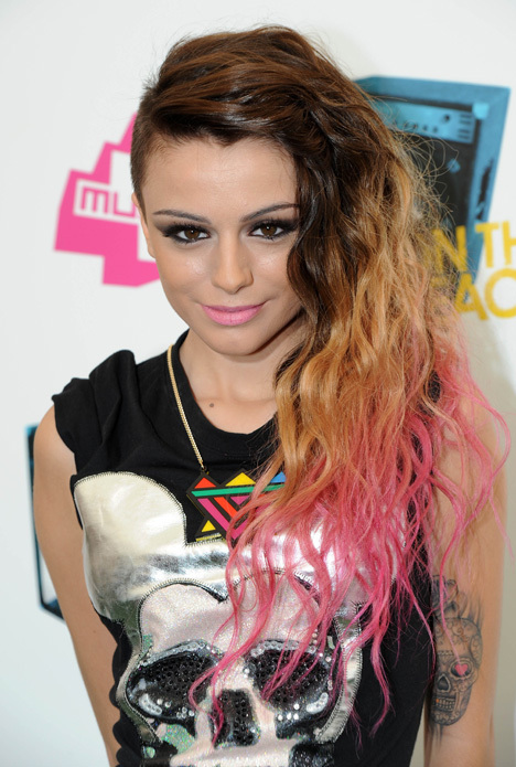 ¿Tu Me Amas ? (Niall, justin , Liam y Tu) Cher-lloyd-pink-hair-undercut_large