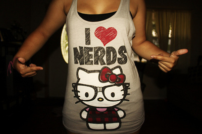  » STYLE VESTIMENTAIRE - Les t-shirt originaux Fashion-hello-kitty-ilovenerds-t-shirt-Favim.com-196004_large