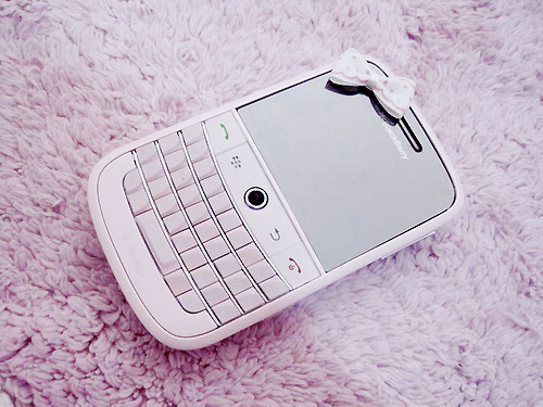 Alena's phone Tumblr_m1h7g4fCKH1rssyo1o1_500_large