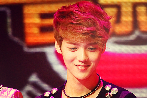 تقرير عن الفرقه الكورية EXO ( مجهودي ) ^^ Tumblr_m2bj2fS9l41r0jy7ro2_500_large