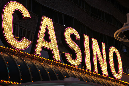 Casino "Haunting Vegas" Tumblr_m7dek7IiLS1qjzvcco1_500_large