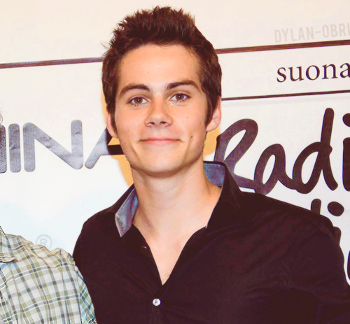 Dylan O'Brien-Stiles Stilinski Tumblr_m6d8n1CsEt1r1shx8o1_r1_500_large