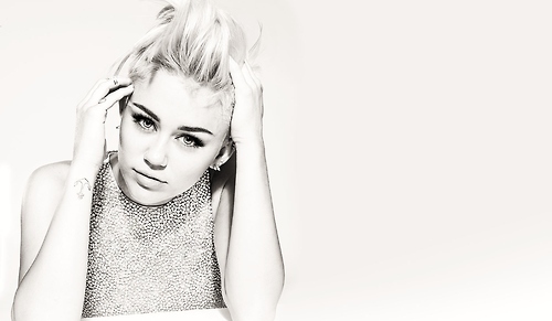 صور مايلي سايرس miley cyrus Tumblr_m9zuhwnXGj1re6aewo1_500_large