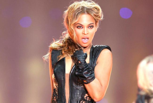 Beyoncé > Super Bowl Halftime 2013 Performance [III] (PERFORMANCE Pag. 1) (EMMY WINNER) - Página 4 Tumblr_mhritom6NP1qgmkcqo1_500_large