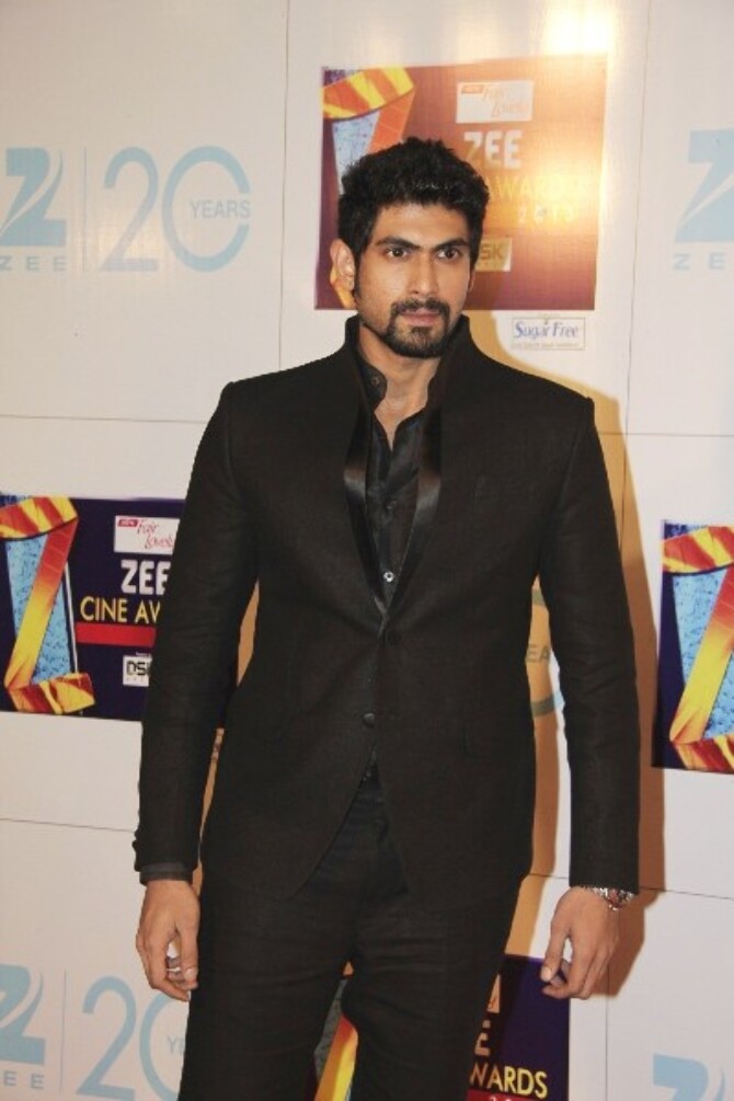 حصريا ألبوم كامل لصور نجوم بوليوود في Zee Cine Awards 2013 ~ Ltnpd0bczxe3xl8y.D.0.Rana-Daggubati-at-ZEE-CINE-AWARDS-2013-at-YRF-Studios-in-Mumbai--2-