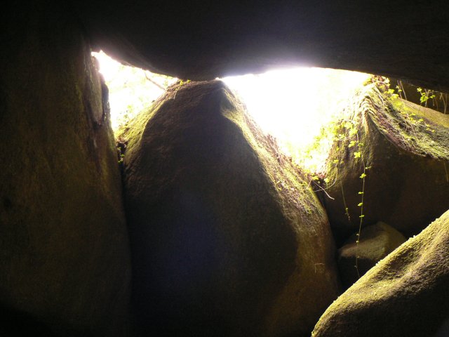 La Grotte du diable de Huelgoat La-grotte-du-diable-huelgoat