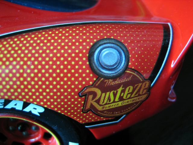 MattyCollector - Lightning McQueen 1:24 IMG_5604