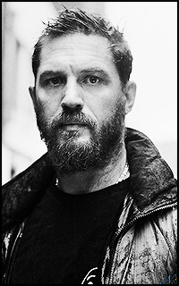 Dingues de Séries TV TomHardy-320-018