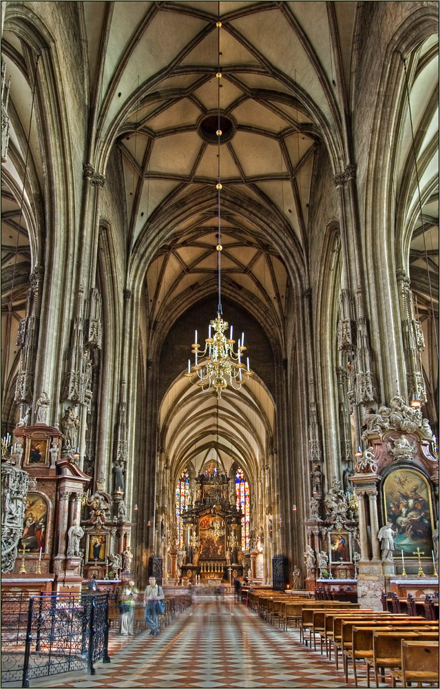 Beč 060823_stephansdom2a_dp-2