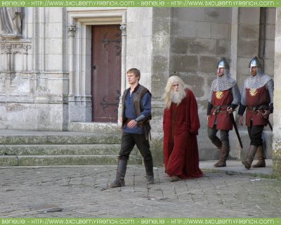 Spoiler saison III : episode 9... Normal_Merlin%20-%20Pierrefonds%20-%20Sept%202010%20548