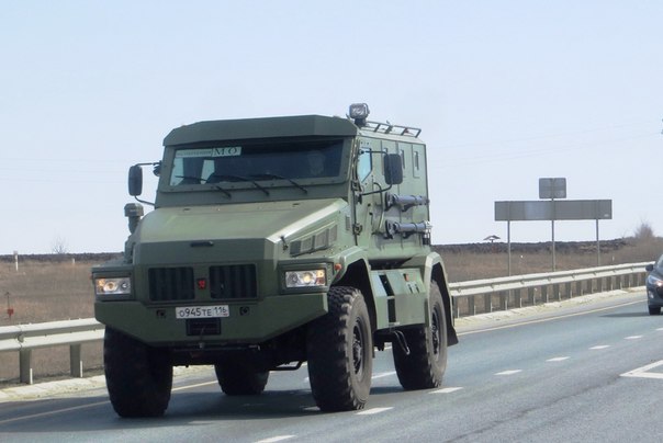 قوات وزارة الداخليه الروسيه تجرب مركبه مدرعه جديده " Patrol-A"  Ymm65zvlV3I