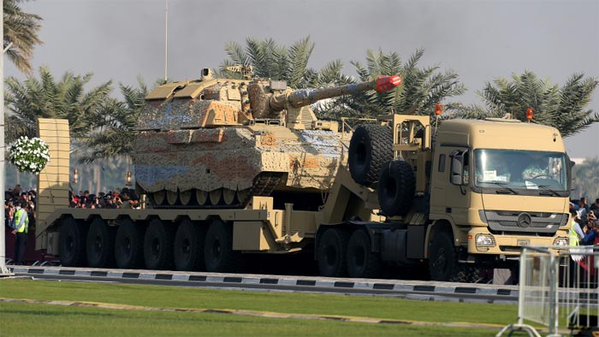 استعراض الجيش القطري ......ديسمبر 2015  CWh0otxWUAIWUwI