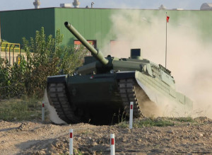 LES "MBT" - Page 13 Altai_obstacle650-300x219