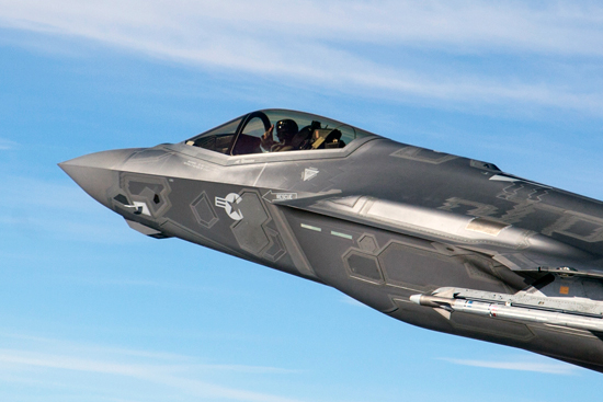 ARMADA DE EEUU (U.S.Navy y USMC) - Página 12 F35a_aim9x1