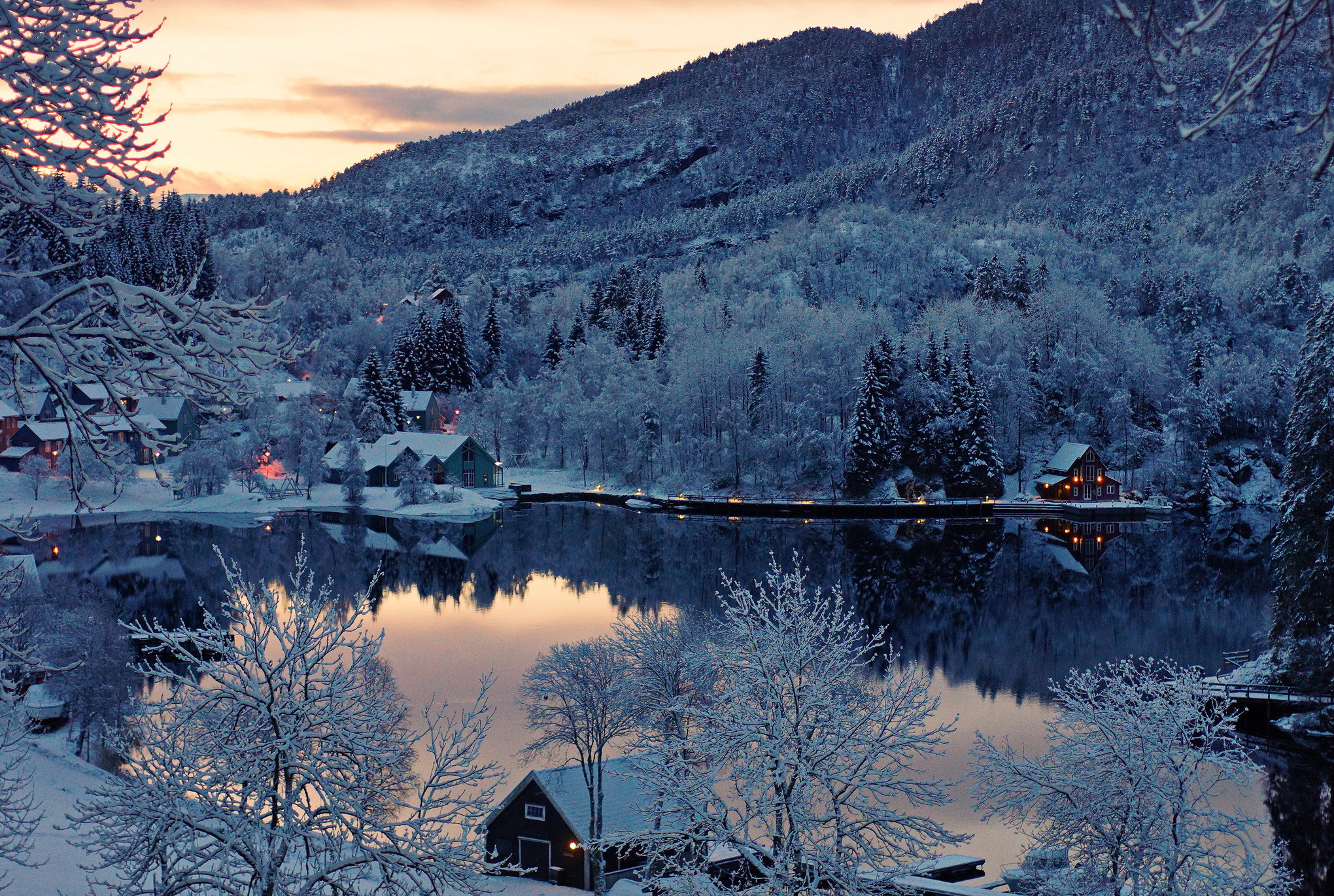 Idyllischer See Winter-hg5