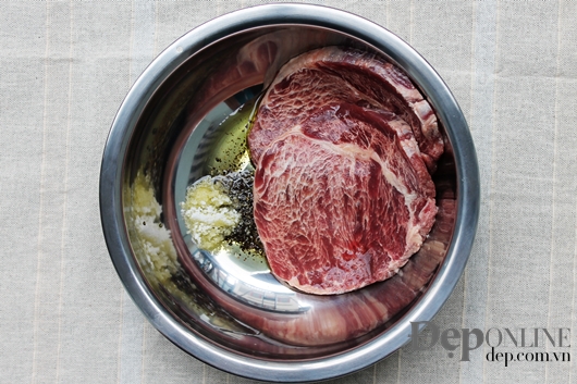 Bò bít tết sốt rượu vang - hương vị tuyệt hảo Beef-steak2