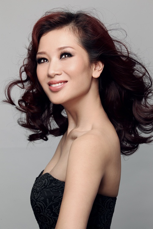 Á hậu 2 MRS.World 2011 Thu Hương: Tôi là người cầu toàn 2-12