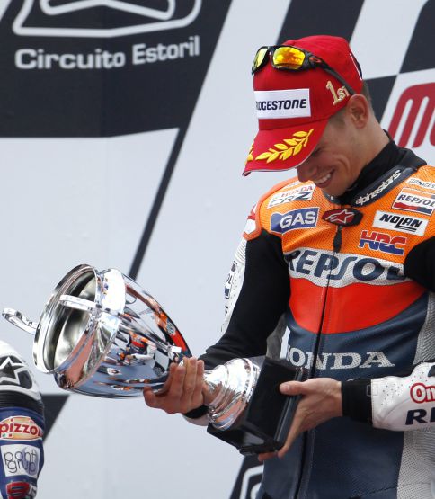 MotoGP| Stoner salta la banca en Estoril 1336312170_364954_1336312477_album_normal