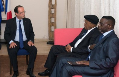 Felix Tshisekedi - Page 28 Article_photo_hollande