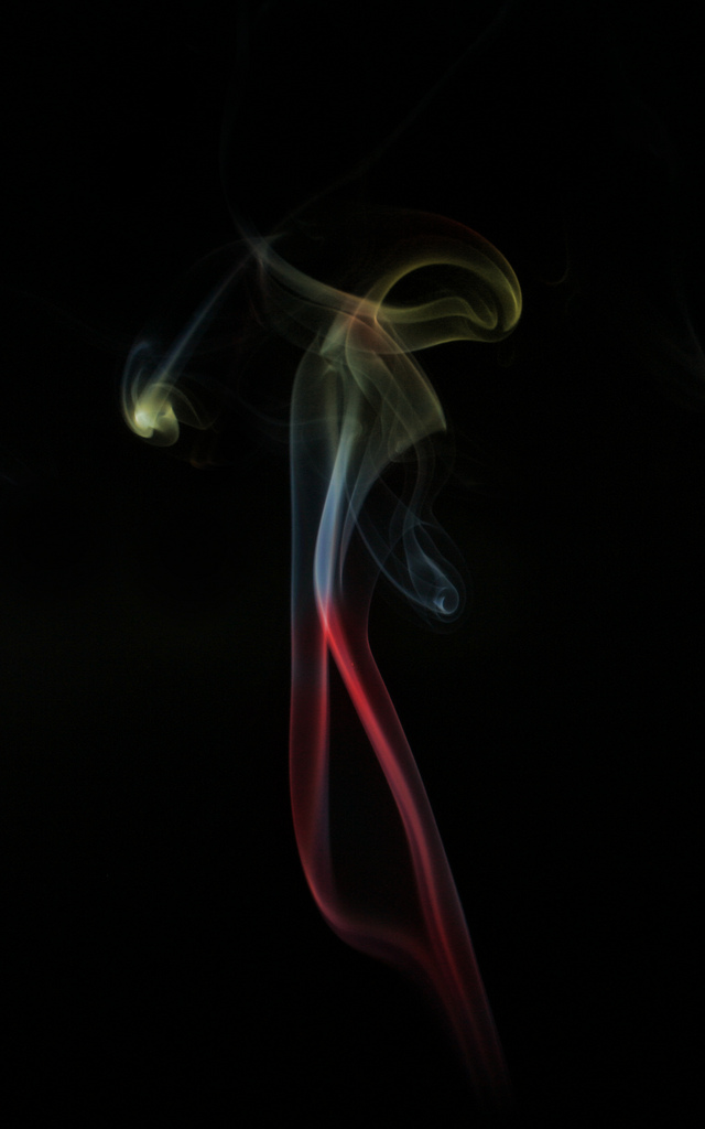 ترى فن الدخان  24.smoke-photography