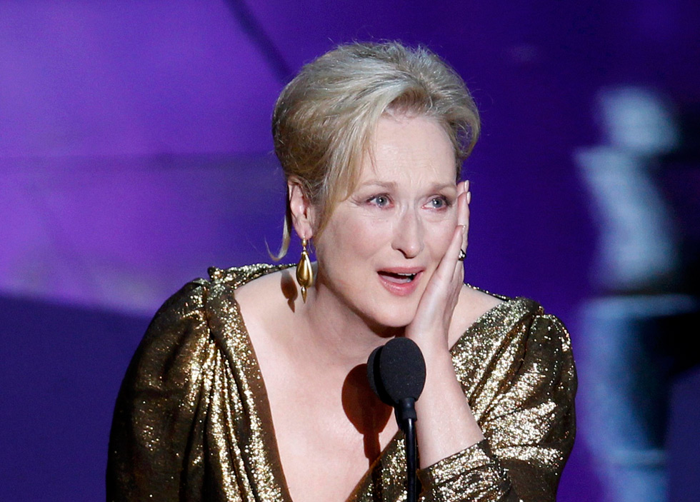 Adivina la imagen Meryl-Streep-recoge-el-Oscar-