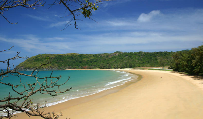 Vé máy bay khuyến mãi đi Côn Đảo năm 2014 Ve-may-bay-di-con-dao