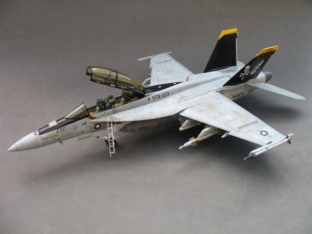 Fini: 1/48 F-18F VFA-103 AG200 Immagine%20001