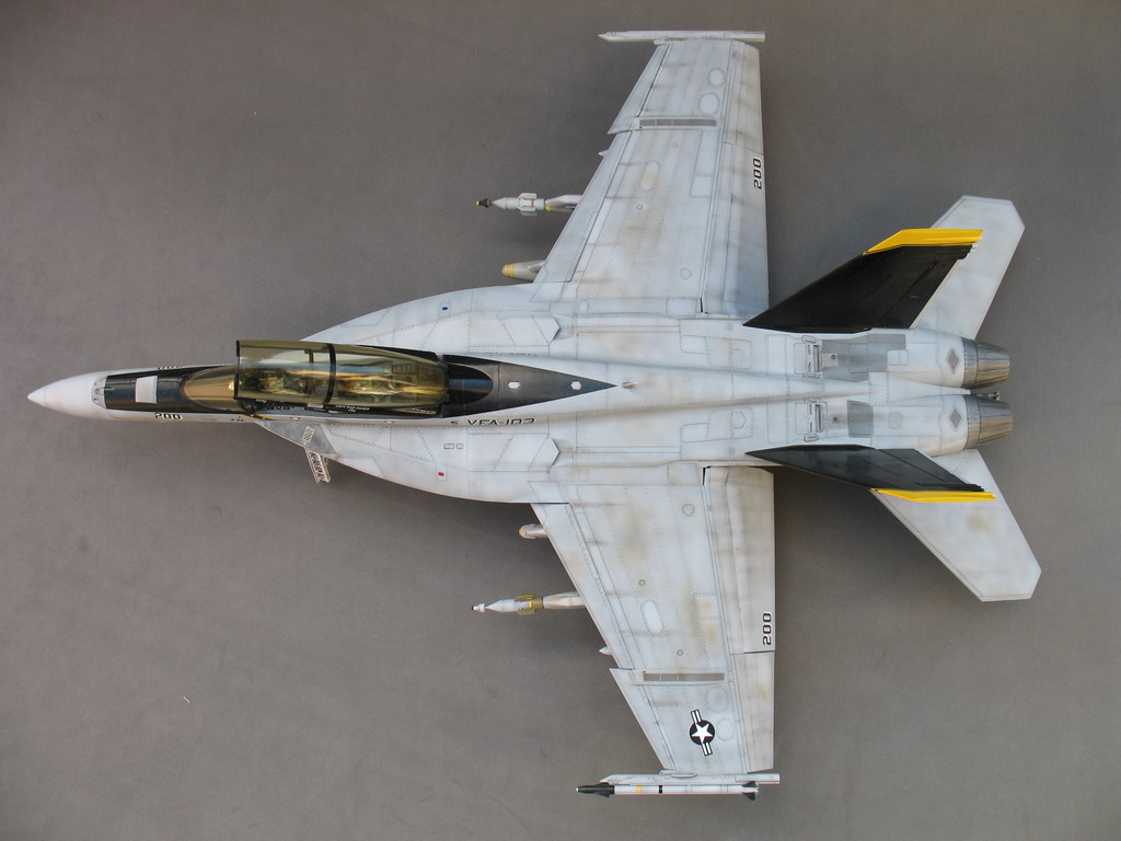 Fini: 1/48 F-18F VFA-103 AG200 Immagine%20010