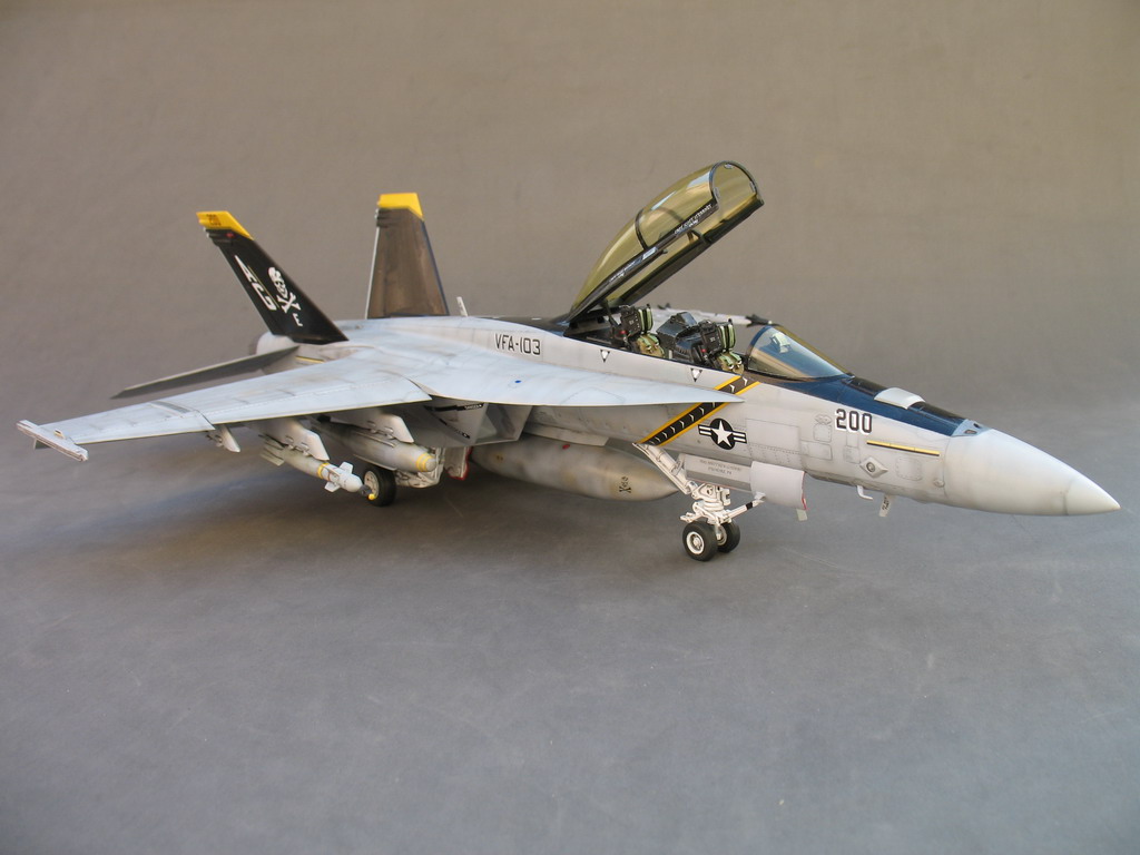 Fini: 1/48 F-18F VFA-103 AG200 Immagine%20025