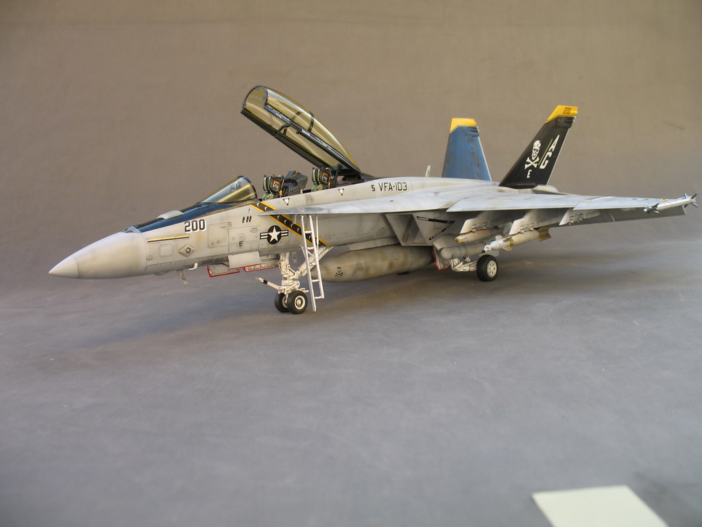 Fini: 1/48 F-18F VFA-103 AG200 Immagine%20029