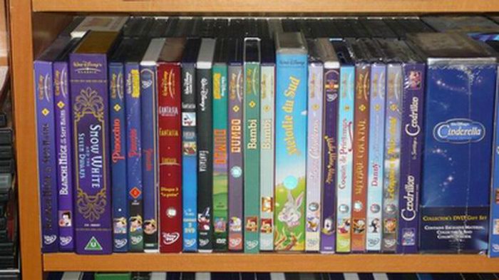 Postez les photos de votre collection de DVD Disney ! - Page 14 4c4ba076b2