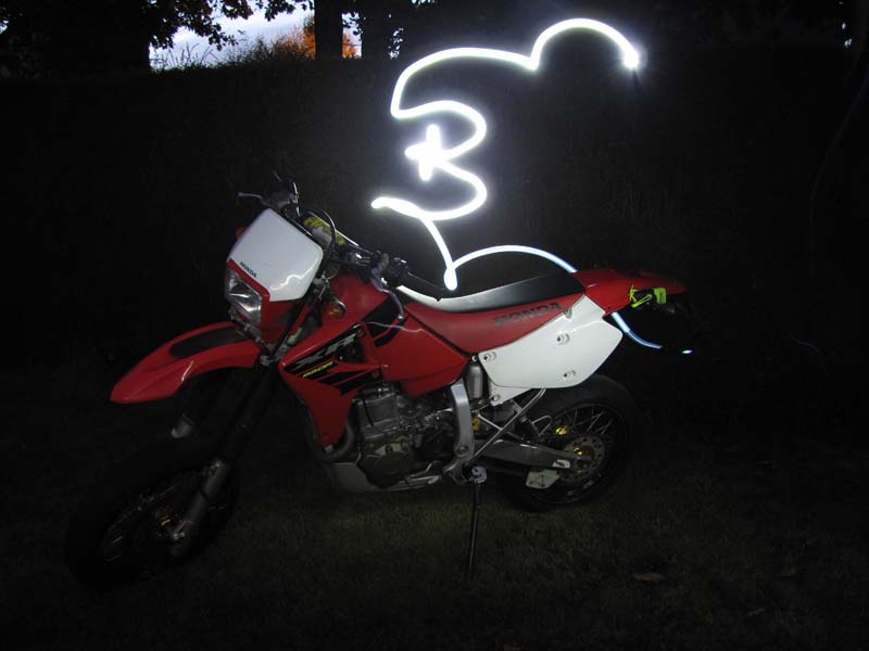  concours Oct 2012: "Votre moto et la nuit."  ConcoursXT-Bretagne