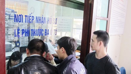 Xe đạp, xe máy, ô tô: Thủ tục sang tên xe ô tô các bạn không nắm rõ sẽ nhận rối rắm Dsad