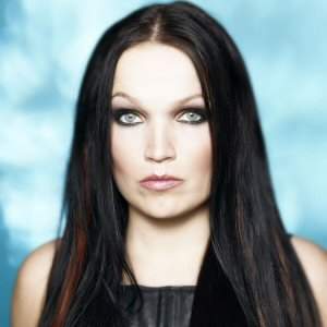 Musique vous coutez quoi en se moment - Page 5 Nightwish_tarja02