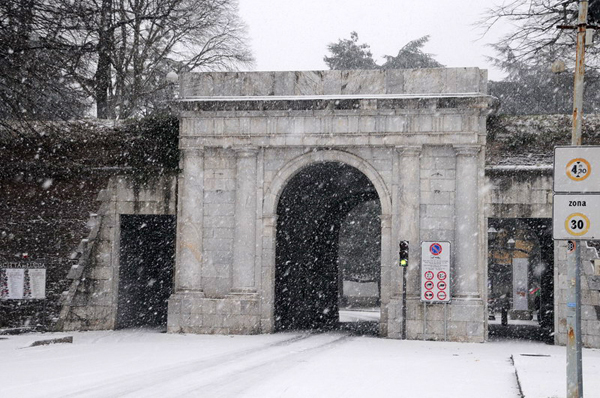 Report foto neve Lucca 17 dic. 2010 1292589597084_lucca4