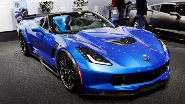  سيارة الكورفيت 2016 2015-Corvette-Convertible-640x360