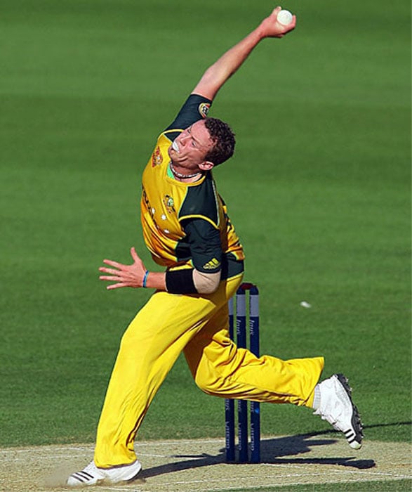 Pepsi T20 Boom - Match No. 15: Thunderbolts vs Hurricanes - April 15, 2013  - Page 21 Petersiddle