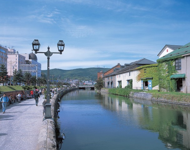 Khó lòng bỏ qua được nét đẹp của đảo Hokkaido Otaru_unga_summer-609x483