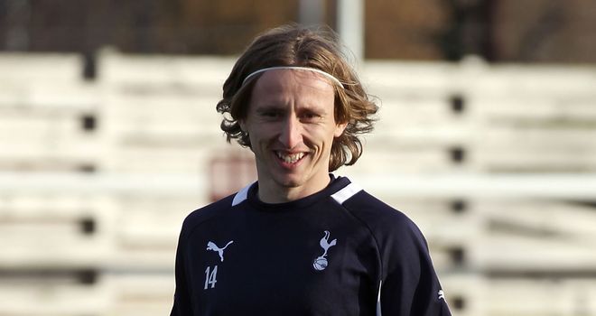 The Official Spurs Hunt For A Striker Thread Modric-training_2800515